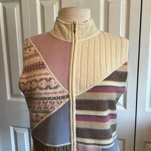 Woolrich Vintage Lamb’s Wool Patchwork Zip-Up Sweater Vest Size Medium